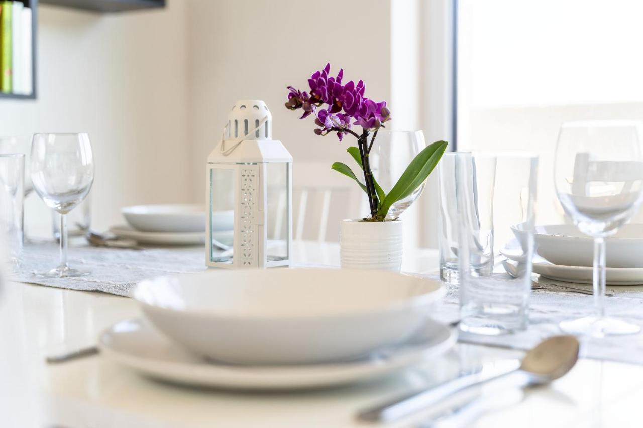 Gemuetliches Und Lichtdurchflutetes Penthouse Mit Sternenhimmelblick, Boxspringbett Und Terrasse - Gute Anbindung An Die Innenstadt Касел Екстериор снимка