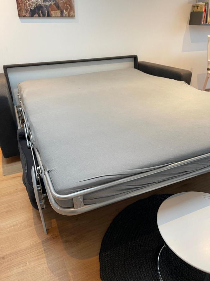 Gemuetliches Und Lichtdurchflutetes Penthouse Mit Sternenhimmelblick, Boxspringbett Und Terrasse - Gute Anbindung An Die Innenstadt Касел Екстериор снимка